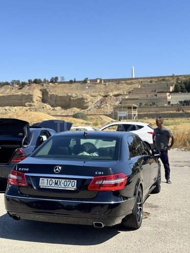 Mercedes E 250 2009, 227,310 km - 2.1 l - Bakı