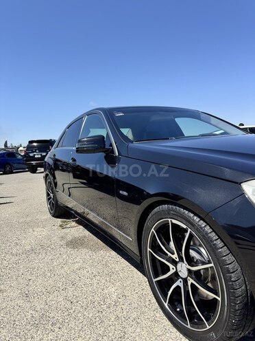 Mercedes E 250 2009, 227,310 km - 2.1 l - Bakı