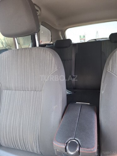Opel Astra 2011, 319,000 km - 1.4 l - Bakı