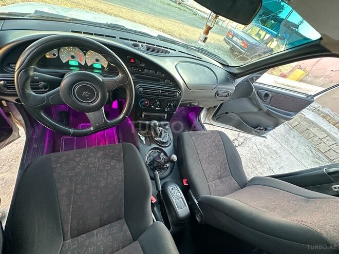 Chevrolet Niva 2006, 88,000 km - 1.7 л - Salyan