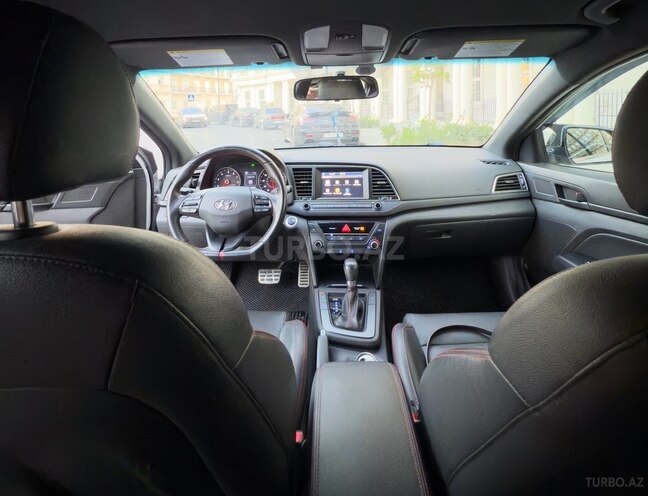Hyundai Elantra 2017, 79,000 km - 1.6 л - Bakı