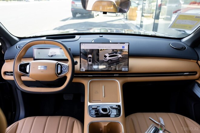 Geely Galaxy Starship 7-13