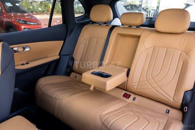 Geely Galaxy Starship 7-11