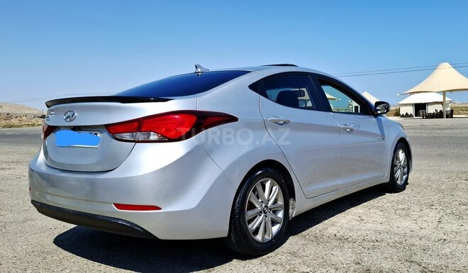 Hyundai Elantra 2015, 150,000 km - 1.8 л - Bakı