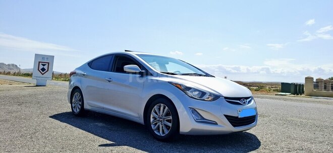 Hyundai Elantra 2015, 150,000 km - 1.8 л - Bakı