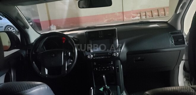 Toyota Land Cruiser Prado 2010, 202,000 km - 2.7 л - Bakı