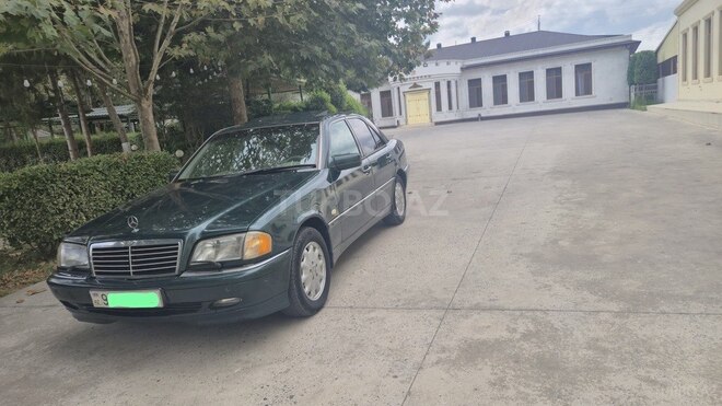 Mercedes C 240 1998, 412,735 km - 2.4 l - Sabirabad