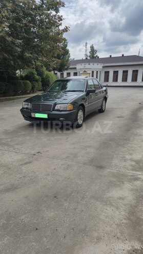 Mercedes C 240 1998, 412,735 km - 2.4 l - Sabirabad