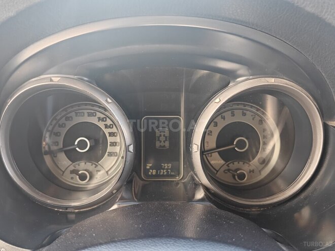 Mitsubishi Pajero-7