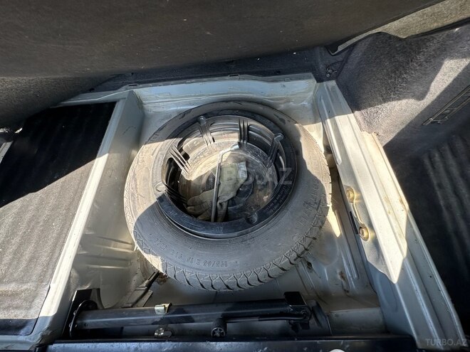 Mercedes E 230 1997, 340,000 km - 2.3 l - Gəncə