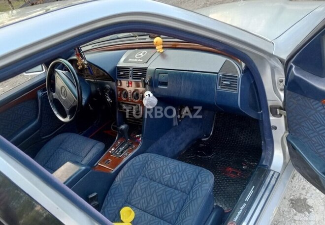 Mercedes C 200 1994, 405,680 km - 2.0 л - Ucar