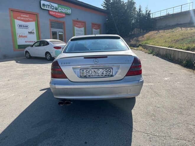 Mercedes E 220 2002, 580,000 km - 2.2 l - Bakı