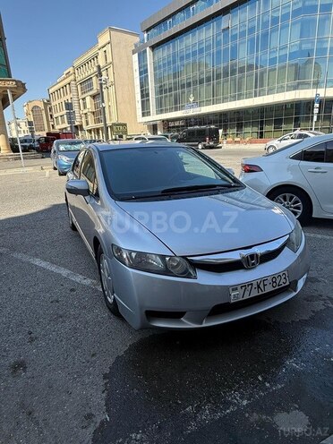 Honda Civic 2009, 443,000 km - 1.3 л - Bakı