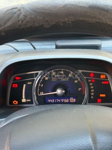 Honda Civic 2009, 443,000 km - 1.3 л - Bakı