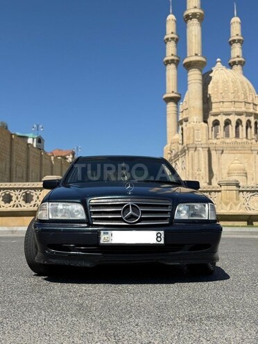 Mercedes C 200 2000, 330,000 km - 2.0 l - Bakı