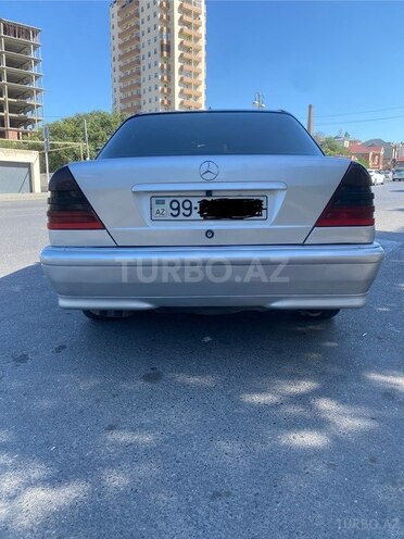 Mercedes C 220 2000, 518,444 km - 2.2 l - Bakı