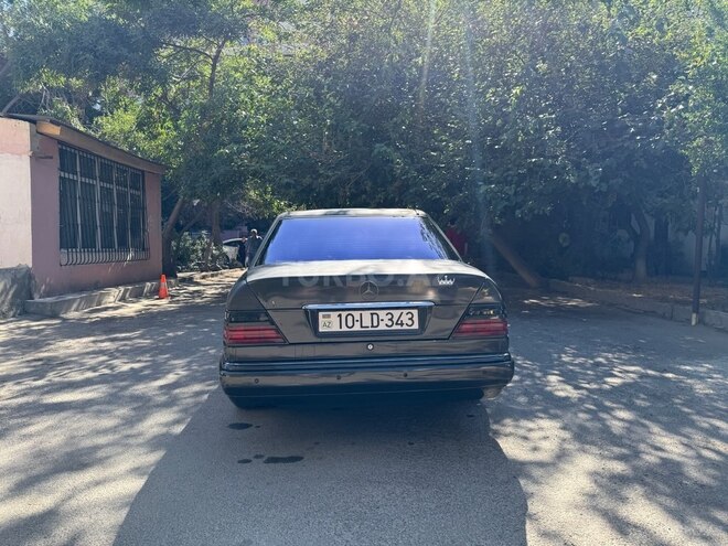 Mercedes E 230 1993, 100,000 km - 2.3 l - Bakı