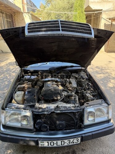 Mercedes E 230 1993, 100,000 km - 2.3 l - Bakı