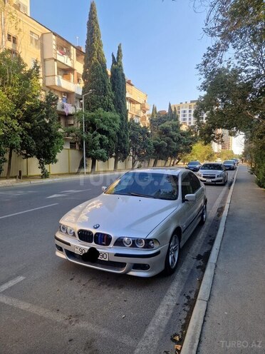 BMW 525 2003, 300,000 km - 2.5 l - Bakı
