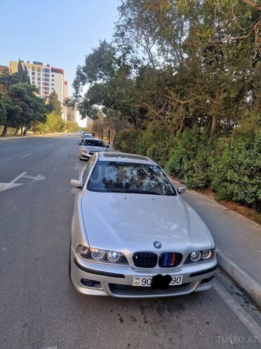 BMW 525 2003, 300,000 km - 2.5 l - Bakı