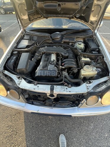 Mercedes E 280 1996, 400,000 km - 2.8 l - Bakı
