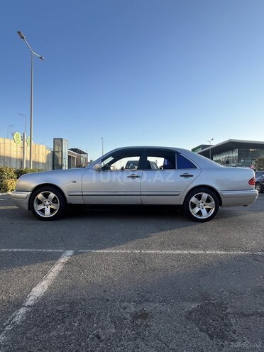 Mercedes E 280 1996, 400,000 km - 2.8 l - Bakı