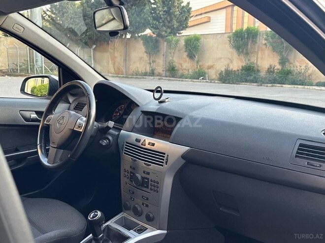 Opel Astra 2009, 198,352 km - 1.4 l - Bakı