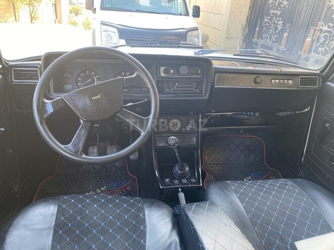 LADA (VAZ) 2107 2009, 180,000 km - 1.6 л - Bakı