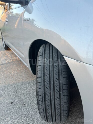 Toyota Prius 2008, 300,313 km - 1.5 l - Bakı