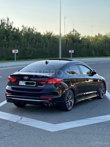 Hyundai Elantra 2018, 125,000 km - 1.6 l - Bakı
