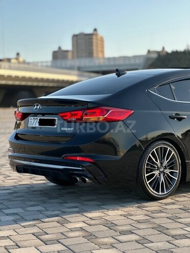 Hyundai Elantra 2018, 125,000 km - 1.6 l - Bakı