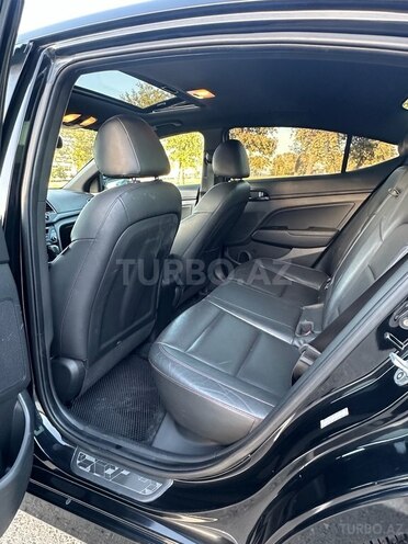 Hyundai Elantra 2018, 125,000 km - 1.6 l - Bakı