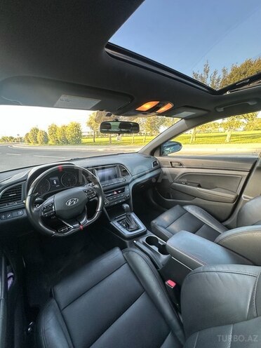 Hyundai Elantra 2018, 125,000 km - 1.6 l - Bakı