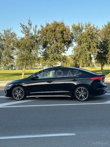 Hyundai Elantra 2018, 125,000 km - 1.6 l - Bakı