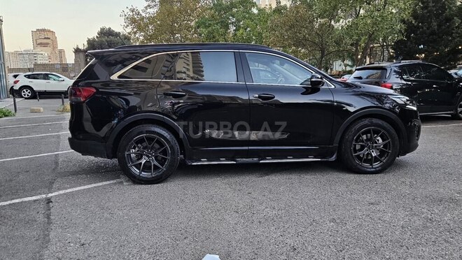 Kia Sorento-11