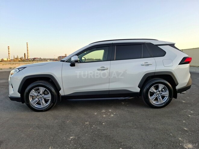 Toyota RAV4 2023, 9,700 km - 2.0 l - Bakı