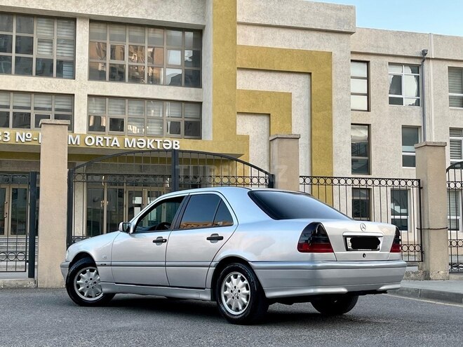 Mercedes C 220 1999, 435,000 km - 2.2 л - Bakı