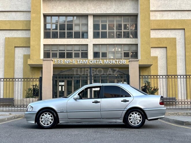 Mercedes C 220 1999, 435,000 km - 2.2 л - Bakı