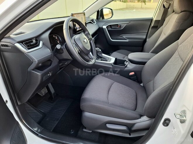 Toyota RAV4 2023, 9,700 km - 2.0 l - Bakı