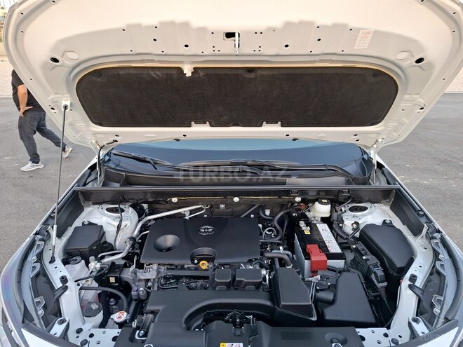 Toyota RAV4 2023, 9,700 km - 2.0 l - Bakı