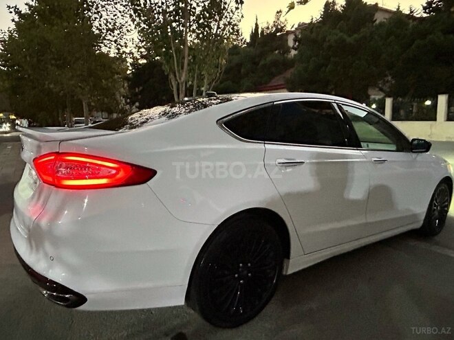 Ford Fusion (North America) 2014, 190,000 km - 2.0 л - Bakı