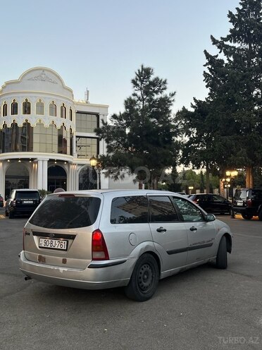 Ford Focus 2004, 240,000 km - 1.6 l - Bakı