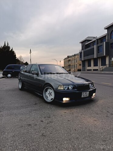 BMW 320 1993, 380,000 km - 2.0 l - Bakı