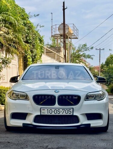 BMW 528-9