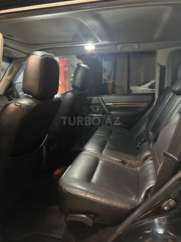 Mitsubishi Pajero 2007, 331,000 km - 3.0 l - Bakı