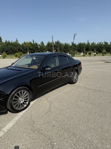 Mercedes E 280 2008, 318,000 km - 3.0 l - Xaçmaz