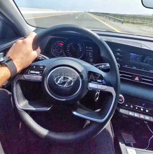 Hyundai Elantra 2023, 13,000 km - 1.6 l - Quba