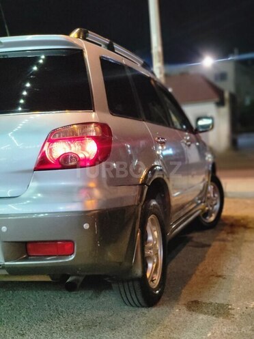 Mitsubishi Outlander 2005, 250,000 km - 2.4 l - Bakı