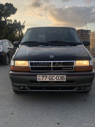 Chrysler Voyager-12