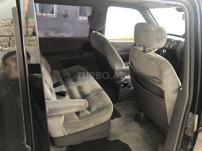 Chrysler Voyager-7